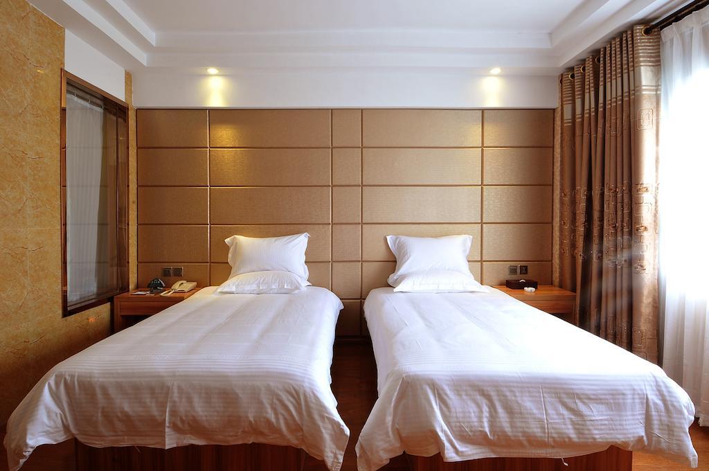 Greentree Inn Fujian Fuzhou Jinshan Wanda Pushang Avenue Business Hotel 푸저우 객실 사진