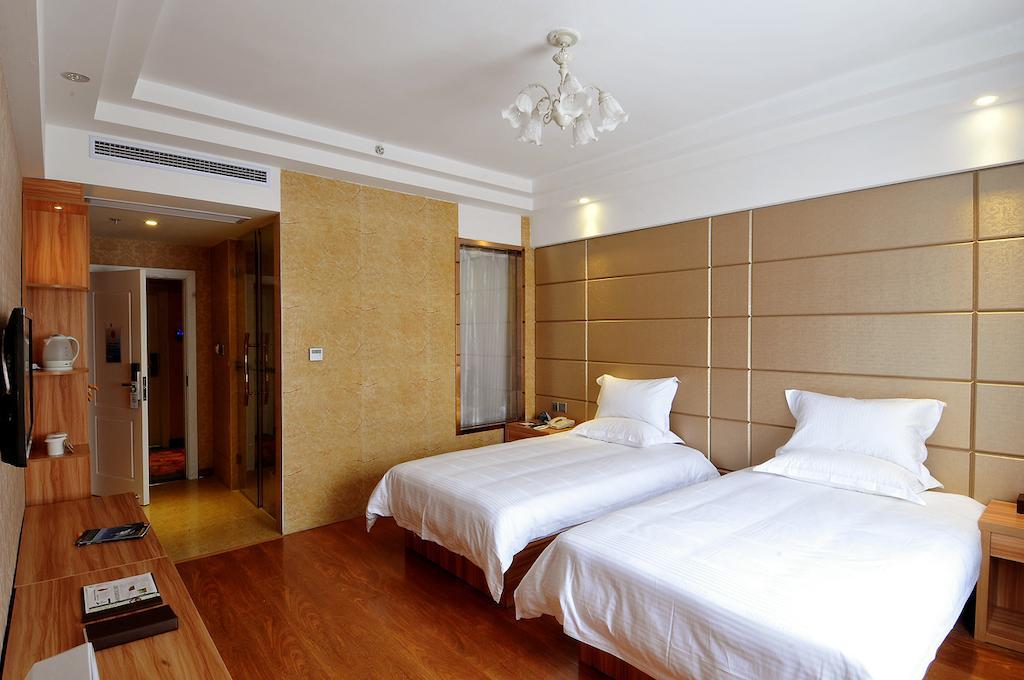 Greentree Inn Fujian Fuzhou Jinshan Wanda Pushang Avenue Business Hotel 푸저우 객실 사진