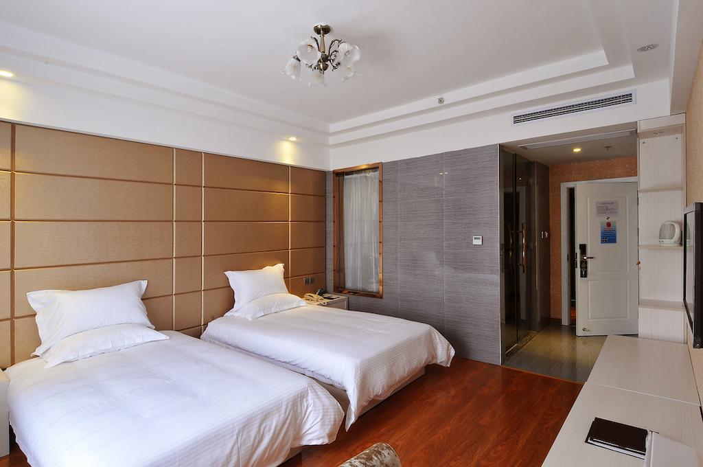 Greentree Inn Fujian Fuzhou Jinshan Wanda Pushang Avenue Business Hotel 푸저우 객실 사진